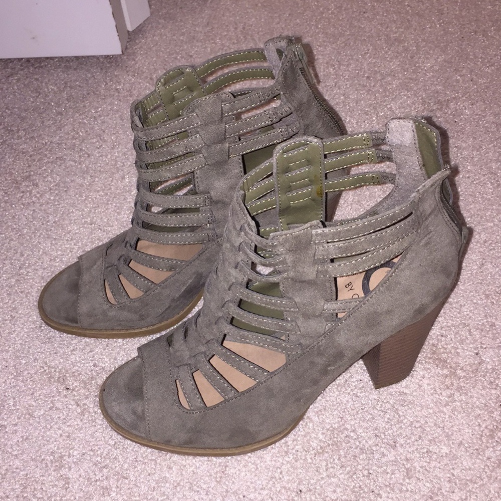 G by Guess shoes